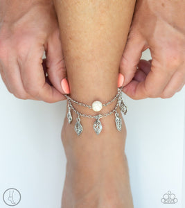 Earthy Explorer - White Paparazzi Anklet