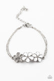 Hibiscus Haciendas - White Paparazzi Necklace Set