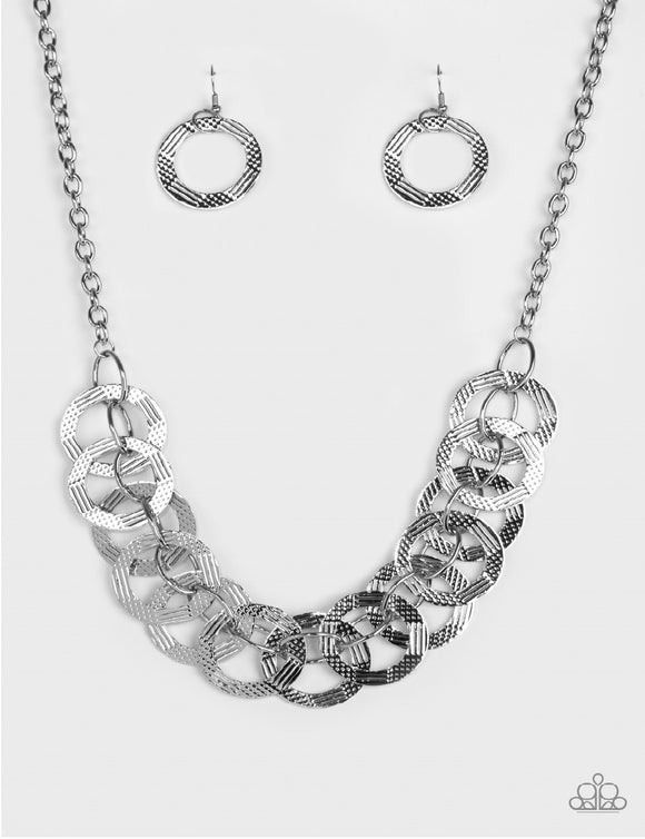 The Main Contender - Silver Paparazzi Necklace Set