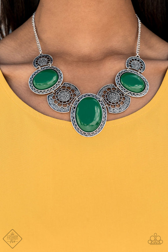 The Medallion-aire - Green Paparazzi Necklace Set