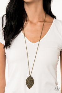 Natural Re-Leaf - Brass Paparazzi Necklace