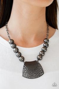 Large and In Charge - Black Paparazzi Necklace