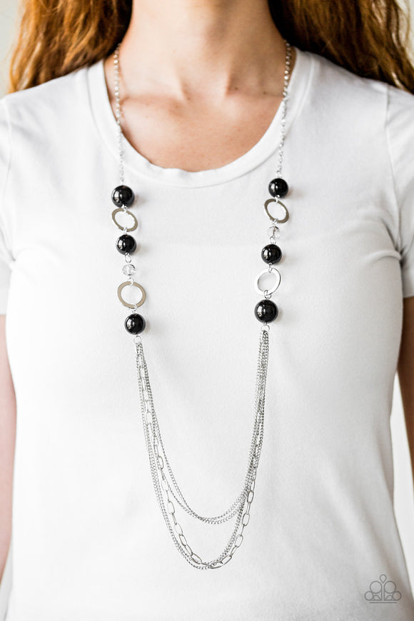 It's About SHOWTIME - Black Paparazzi Necklace