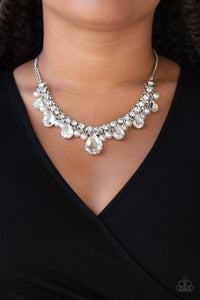 Knockout Queen - White Paparazzi Necklace Set