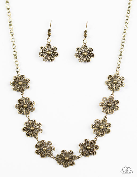 Spring Beauty - Brass Paparazzi Necklace Set