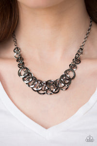 Royal Circus - Black Paparazzi Necklace Set