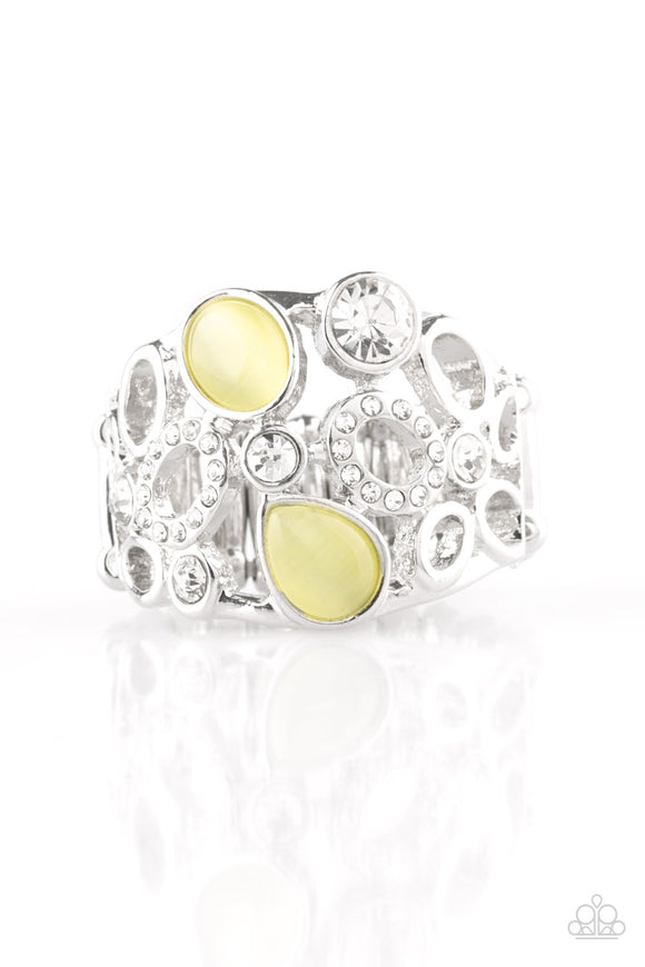 Summer Yacht - Yellow Paparazzi Ring