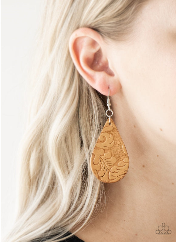 Feelin Groovy - Brown Leather Paparazzi Earrings