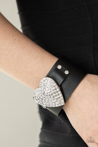 Flauntable Flirt - Black Paparazzi Bracelet - Urban