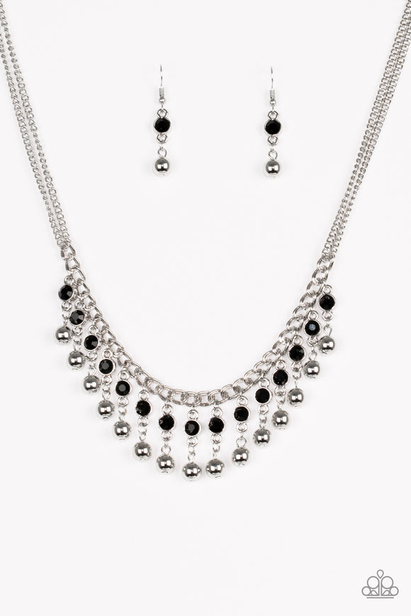 Pageant Queen - Black Paparazzi Necklace